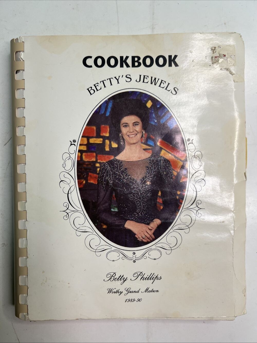 Betty's Jewels by Betty Phillips Grand Matron Comb Bound PB Cookbook 1990